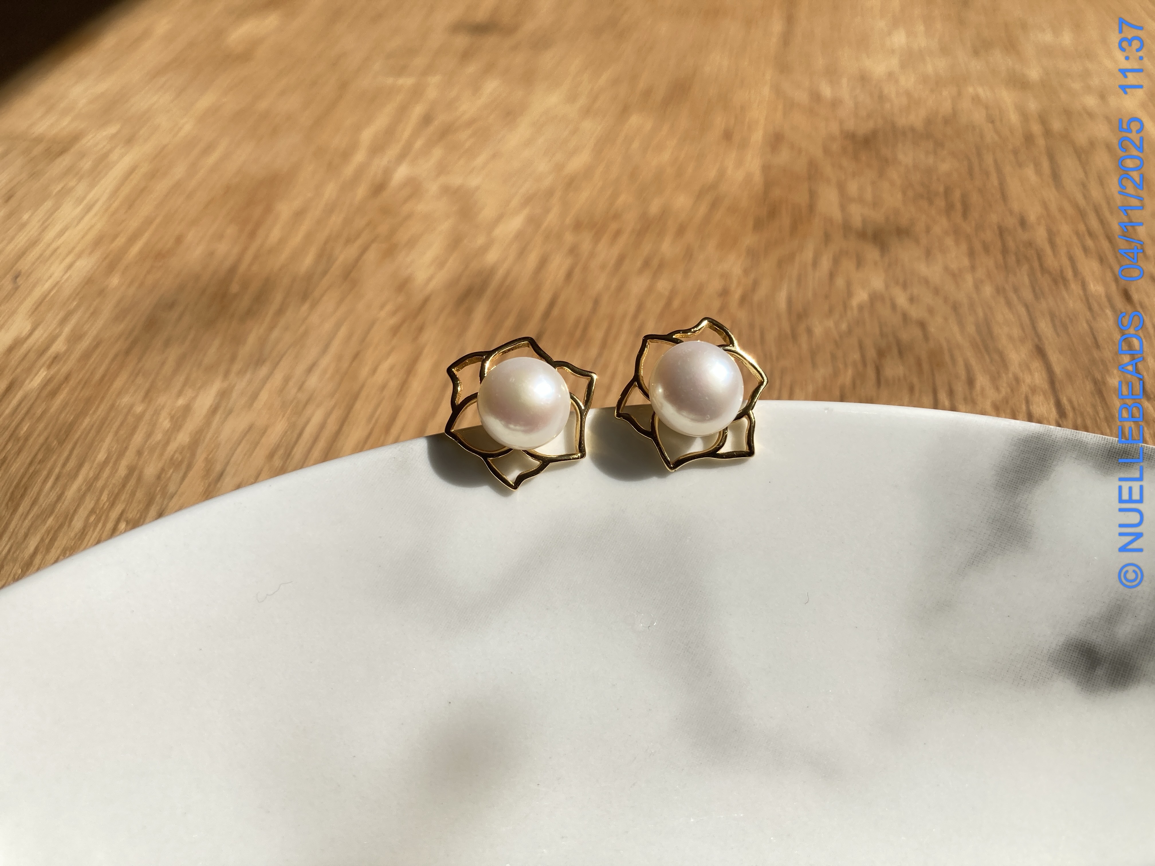 Flora pearl earrings