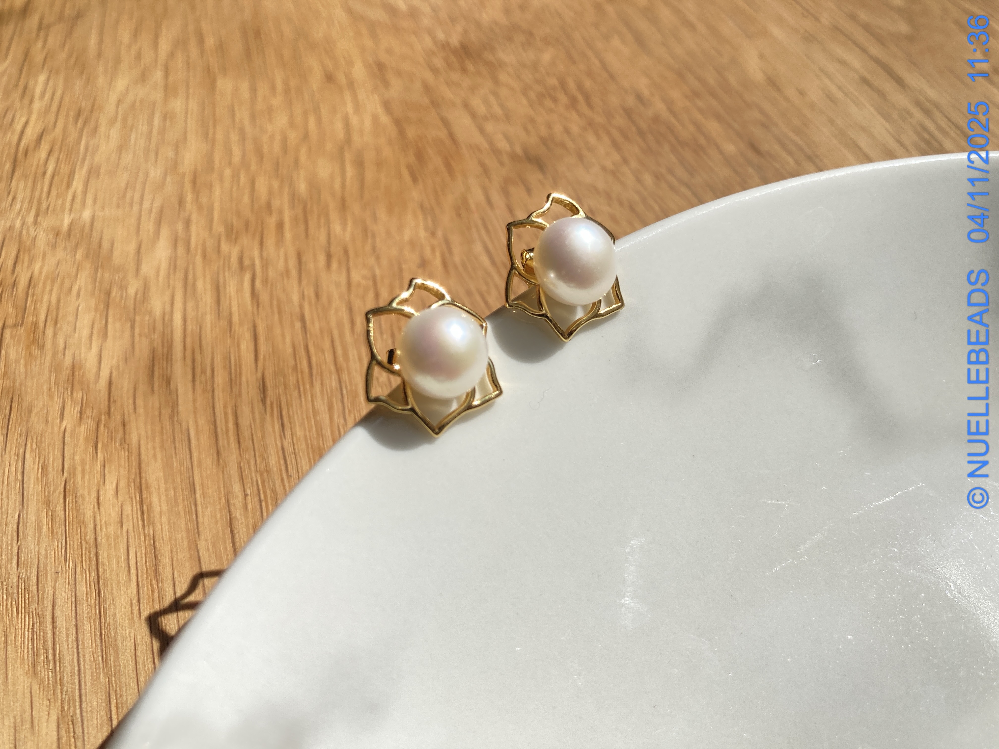 Flora pearl earrings