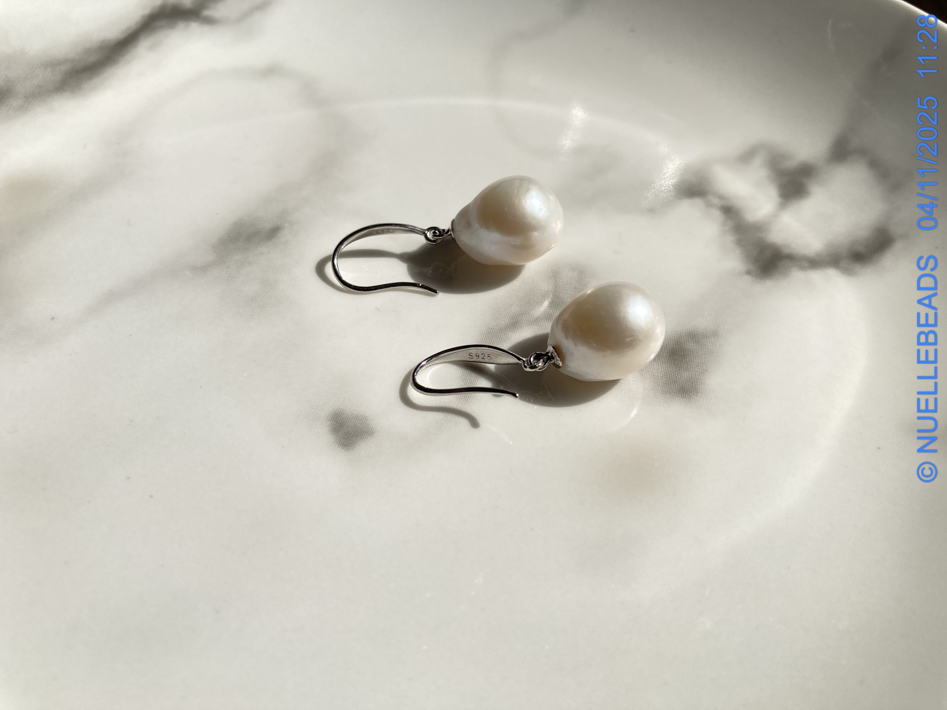 Baroque pearl earrings