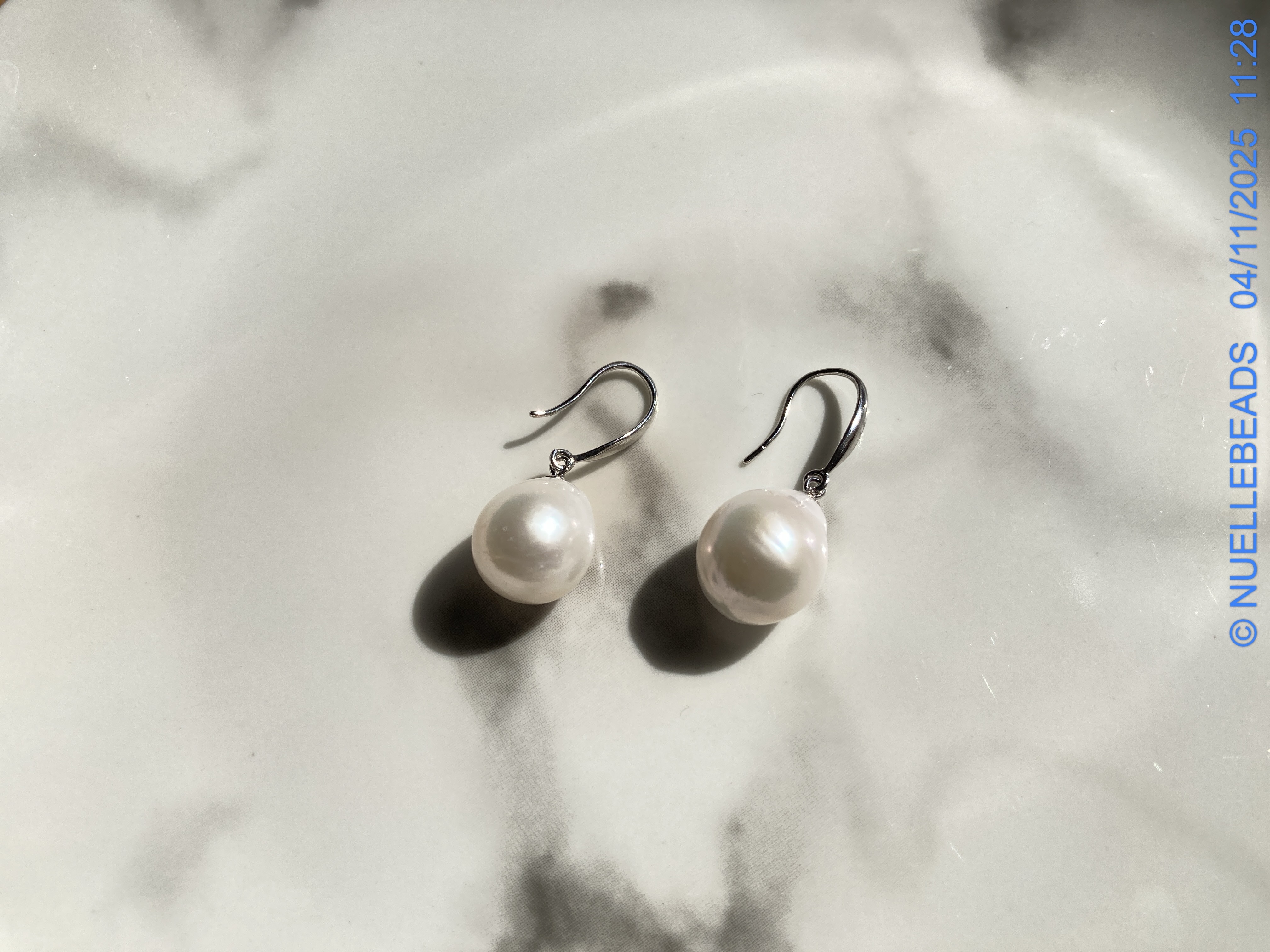 Baroque pearl earrings