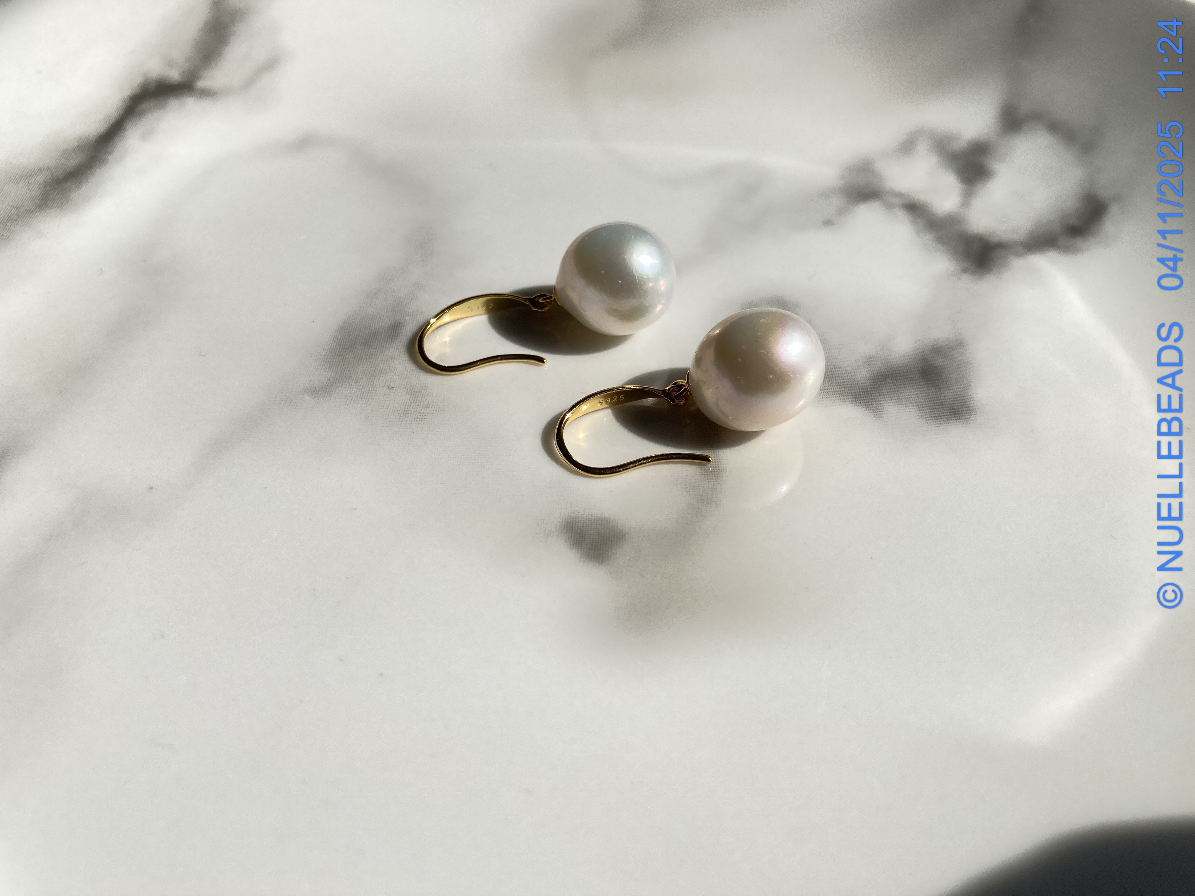 Baroque pearl earrings