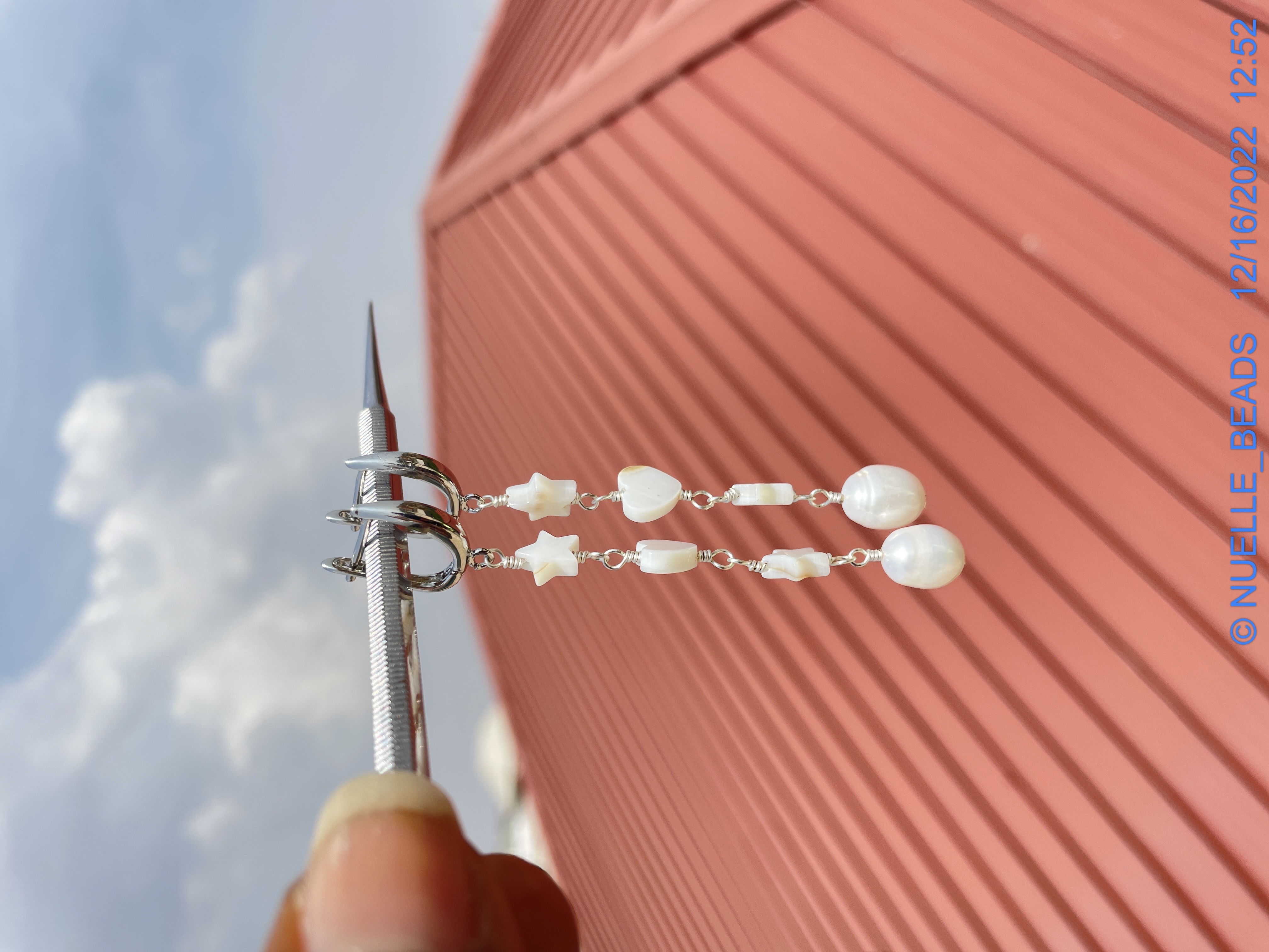 Freshwater pearl dangle Earrings